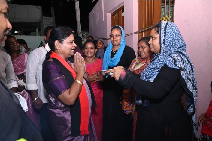 தூத்துக்குடியில் கீதாஜீவன் தீவிர தேர்தல் பிரச்சாரம் - மக்கள் உற்சாக வரவேற்பு!