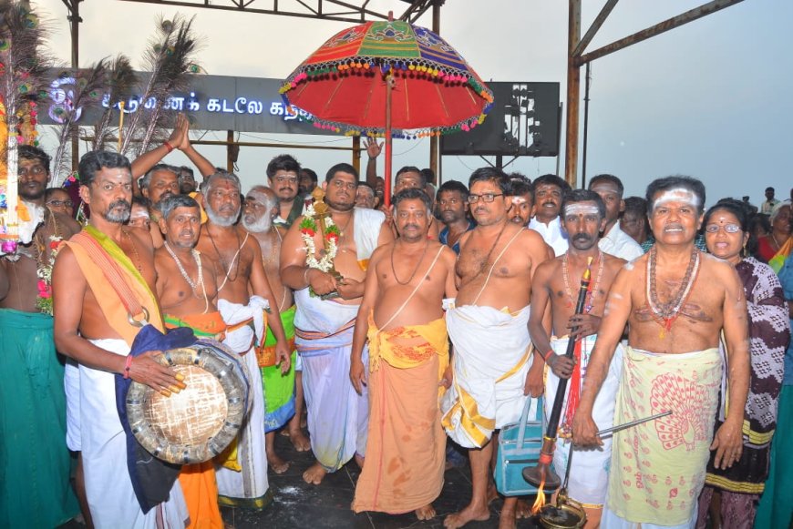 திருச்செந்தூரில் தைப்பூசத் திருவிழா;லட்சக்கணக்கான பக்தர்கள் குவிந்தனர்.