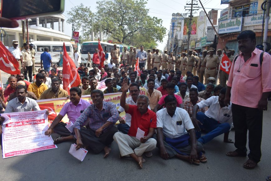 தூத்துக்குடியில் மின்வாரிய ஒப்பந்த தொழிலாளர்கள் சாலை மறியல் : 95 பேர் கைது!