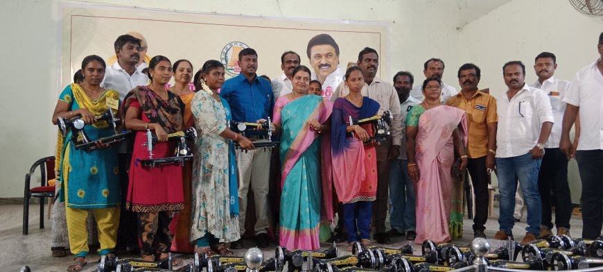 தூத்துக்குடியில் சமூக நலத்துறை சார்பில் பல்வேறு நலத்திட்ட உதவிகளை அமைச்சர் கீதா ஜீவன் வழங்கினார்.