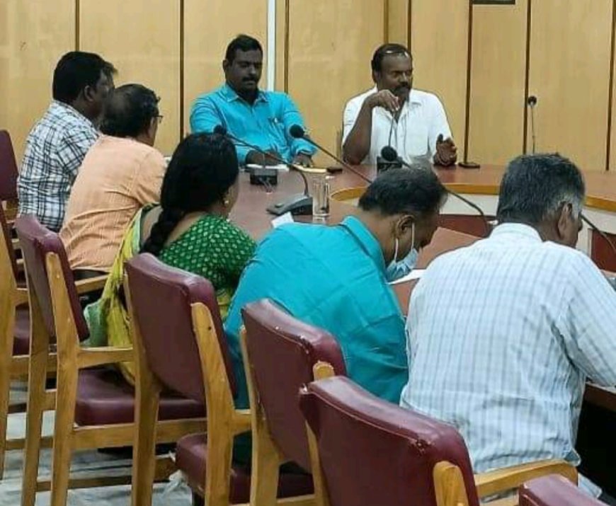 தூத்துக்குடியில் போக்குவரத்து நெரிசலை குறைக நடவடிக்கை : மேயர் ஜெகன் பெரியசாமி ஆலோசனை.!