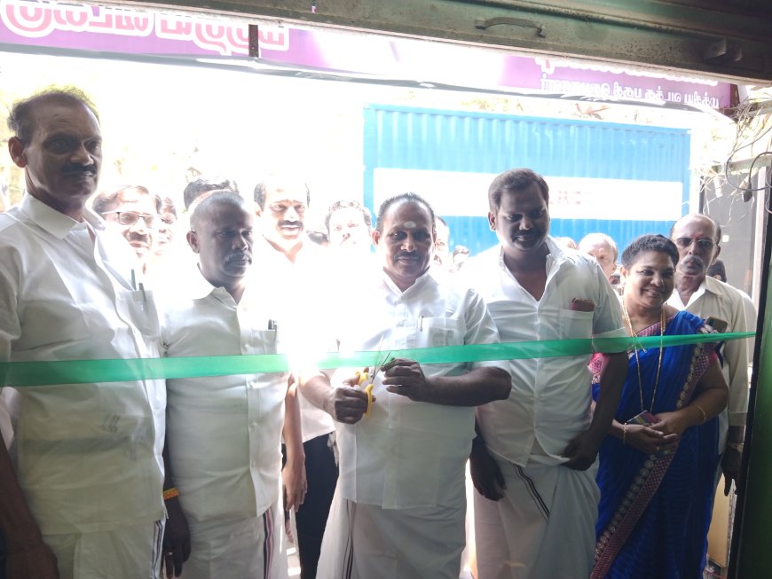 தூத்துக்குடி மத்திய வடக்கு பகுதி அதிமுக சார்பில் கோடைகால நீர் மோர் பந்தல்-முன்னாள் அமைச்சர் எஸ்.பி.சண்முகநாதன் திறந்து வைத்தார்.