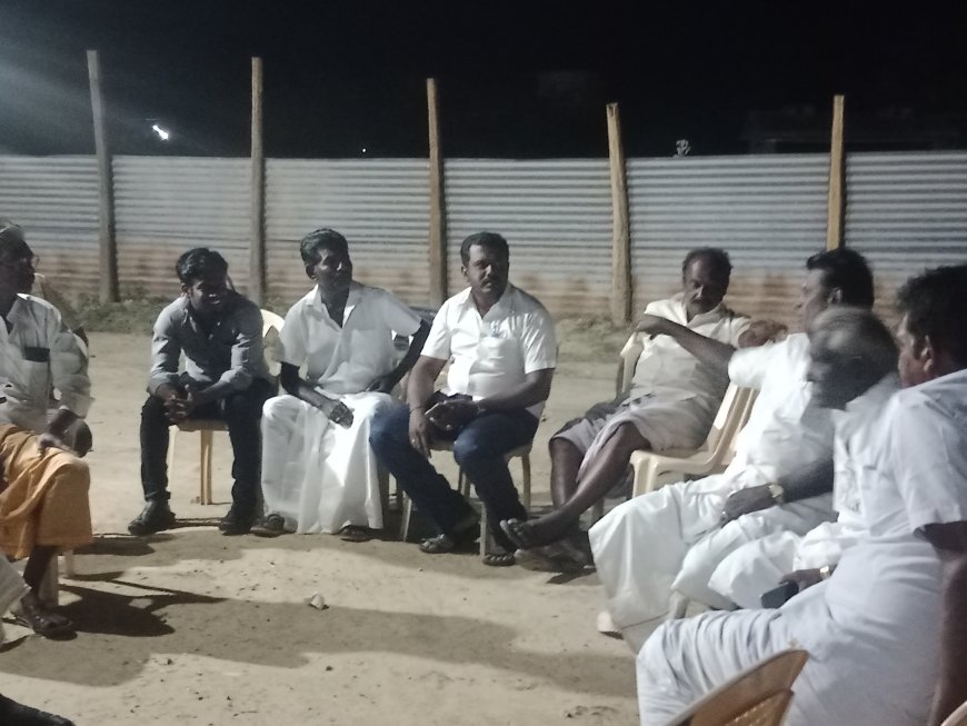 தூத்துக்குடி பழையகாயல் பகுதியில் உள்ள உப்பளங்களில் மின்மோட்டாா் மின்வயா்கள் திருட்டு - உப்பு உற்பத்தியாளா்கள் நலச்சங்கம் வேதனை.