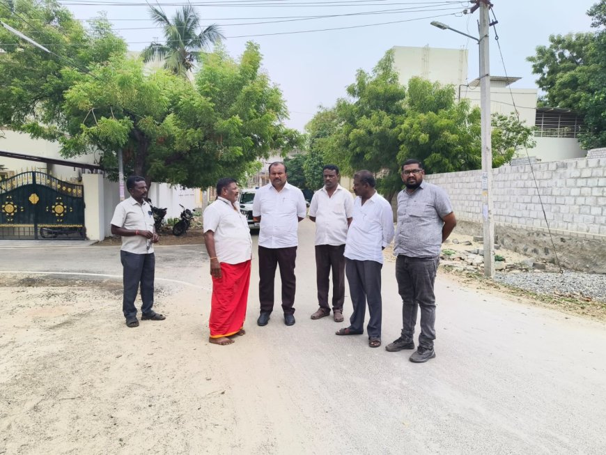 தூத்துக்குடி மாநகராட்சி ஸ்டேட் பேங்க் காலனி மற்றும் கோமதிபாய் காலனி பகுதியில் மாநகராட்சி இடங்கள் ஆக்கிரமிப்பு புகார்: மேயர் ஜெகன் பெரியசாமி நேரில் சென்று ஆய்வு மேற்கொண்டார்.