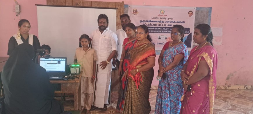 தமிழ்நாடு அரசின் பள்ளி கல்வித்துறையின் மூலம் மாணவ மாணவிகளுக்கு பயிலும் பள்ளியிலேயே ஆதார் பதிவு மற்றும் அஞ்சலக வங்கி கணக்கு எண் தொடங்கும் சிறப்பு முகாம் - யூனியன் சேர்மன் ரமேஷ் தொடங்கி வைத்தார்