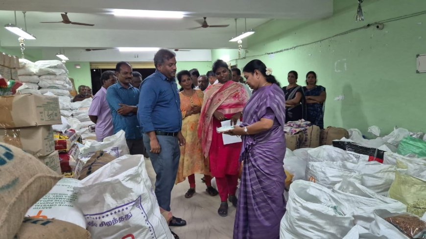 நுகர்வோர் கூட்டுறவு மொத்த விற்பனை பண்டக சாலையில் அமைச்சர் கீதாஜீவன் திடிர் ஆய்வு.