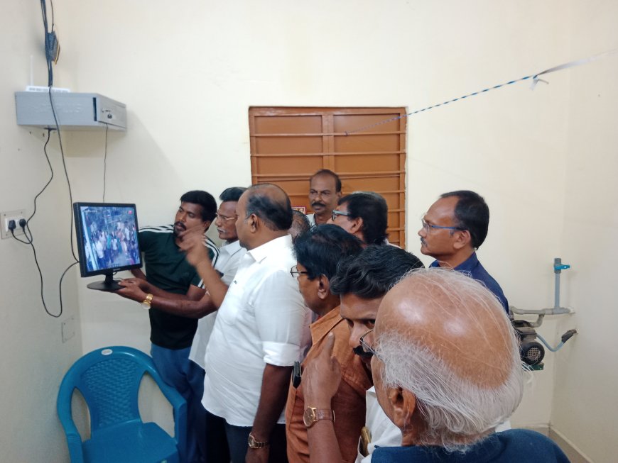 தூத்துக்குடி மாநகராட்சி 3 வது வார்டு கலியோ லாவா பூங்காவில் புதிதாக அமைக்கப்பட்டுள்ள கண்காணிப்பு கேமரா திறப்பு விழா - மேயர் ஜெகன் பெரியசாமி ரிப்பன் வெட்டி துவக்கி வைத்தார்.